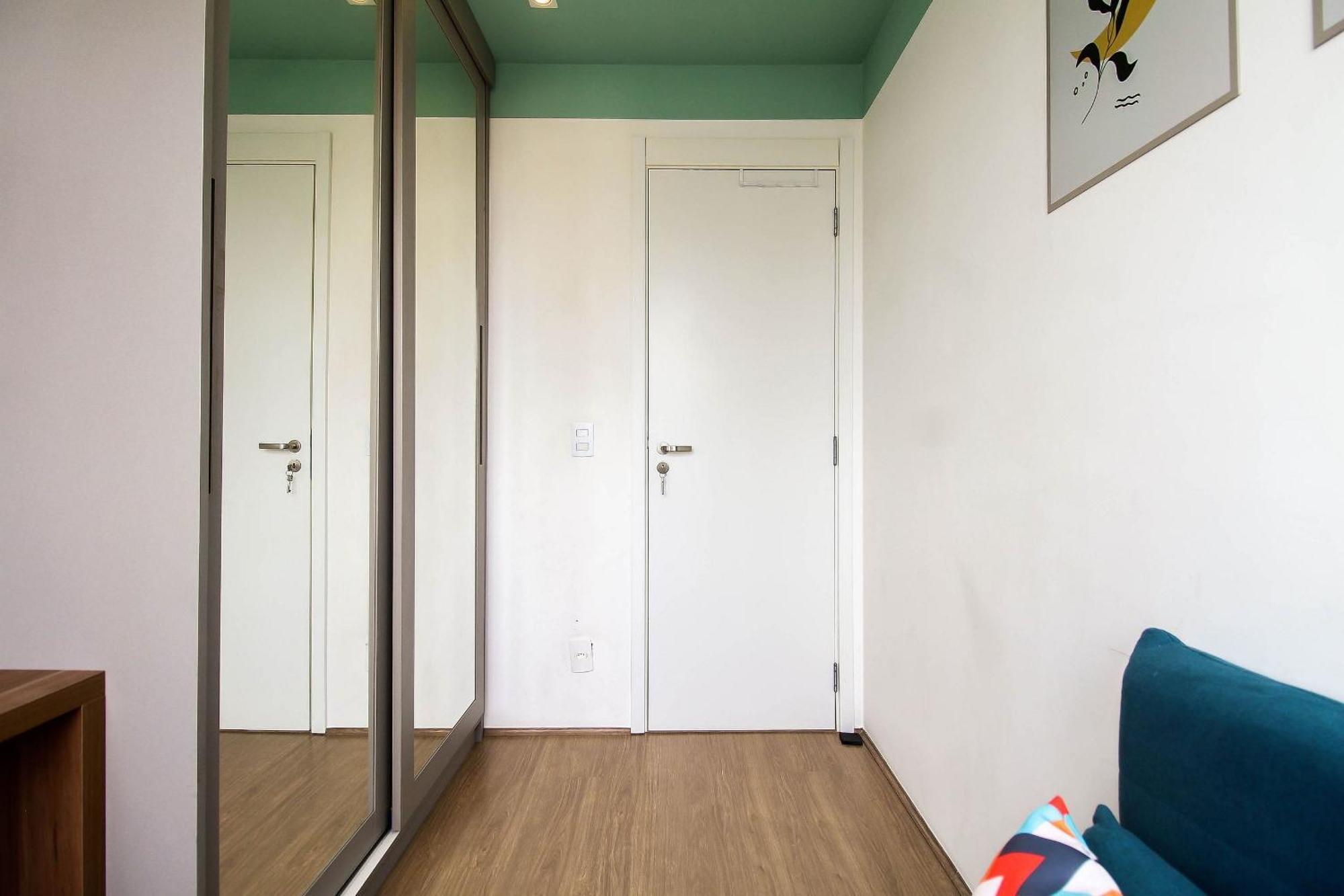 Mv102 - Apto C/ Piscina Prox. Ao Metro Bras Apartamento *
